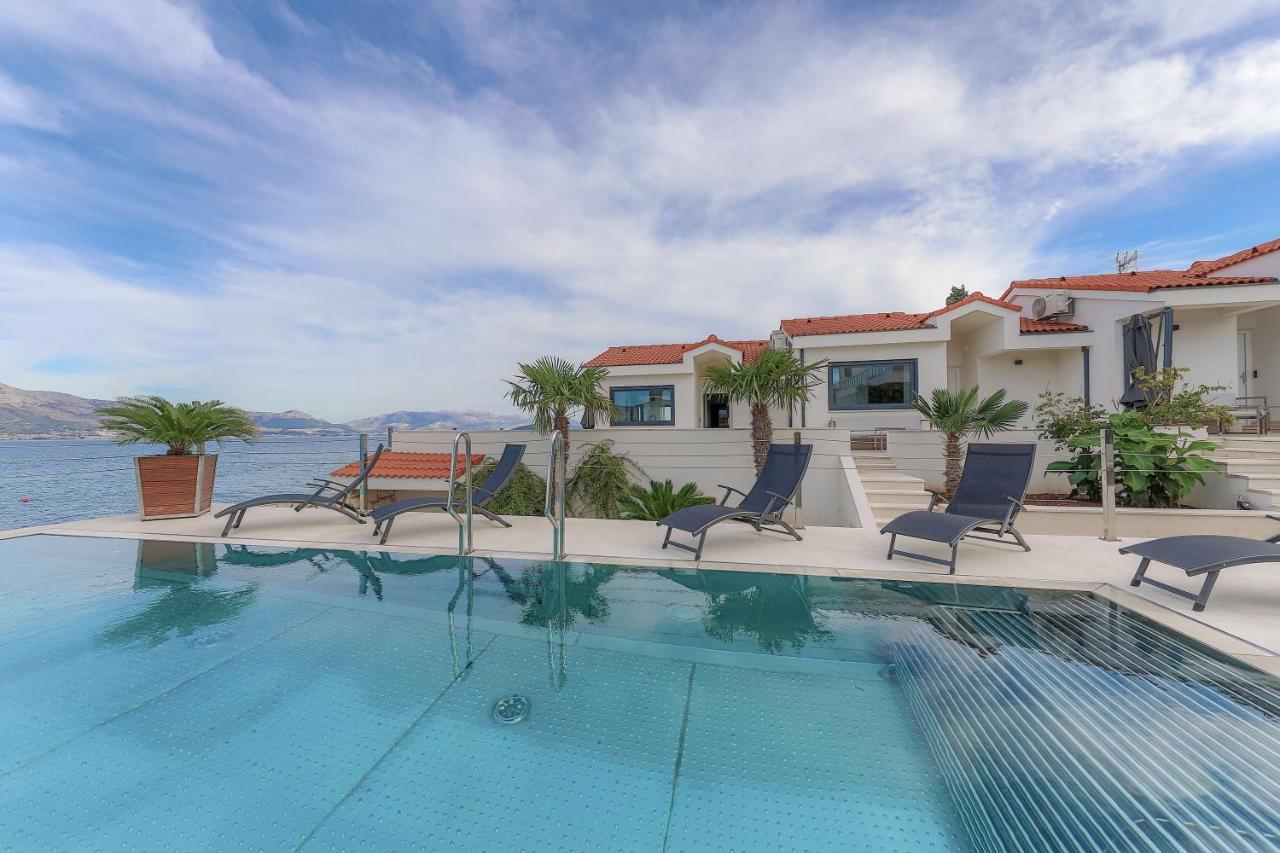 Villa Sun And Sea Trogir Eksteriør bilde